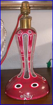 Pied de lampe en cristal overlay blanc rouge Baccarat Vierzon St Louis