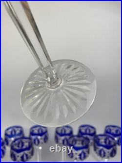 SAINT-LOUIS 11 verres à vin d'Alsace en cristal taillé et coloré Hauteur 20,7 cm