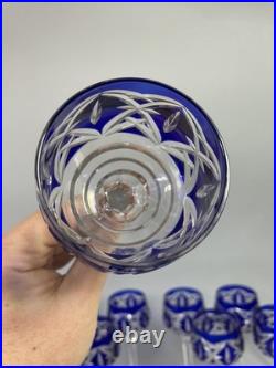 SAINT-LOUIS 11 verres à vin d'Alsace en cristal taillé et coloré Hauteur 20,7 cm