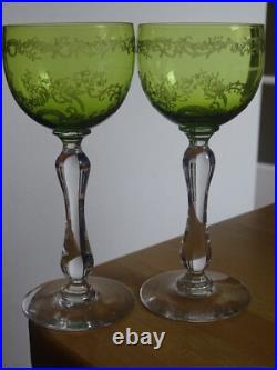SAINT LOUIS 2 ANCIENS VERRES VIN ROEMER CRISTAL GRAVURE VERT CHARTREUSE 17,8 cm