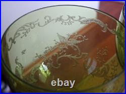 SAINT LOUIS 2 ANCIENS VERRES VIN ROEMER CRISTAL GRAVURE VERT CHARTREUSE 17,8 cm