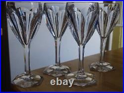 SAINT LOUIS 4 ANCIENS VERRES A VIN CRISTAL TAILLER MODELE JOSEPH 1930 ht 15 cm SAINT LOUIS 4 ANCIENS VERRES A VIN CRISTAL TAILLER MODELE JOSEPH 1930 ht 15 cm