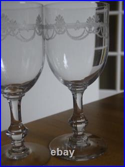 SAINT LOUIS 4 ANCIENS VERRES A VIN ROUGE CRISTAL GRAVURE STYLE EMPIRE ht 13 cm