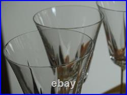 SAINT LOUIS 4 VERRES A VIN ROUGE BOURGOGNE EN CRISTAL MODELE CERDAGNE ht 16 cm