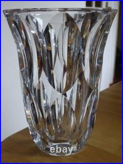SAINT LOUIS CRISTAL TAILLER ANCIEN VASE MODELE D'ARTAGNAN ht 18 cm VERS 1960