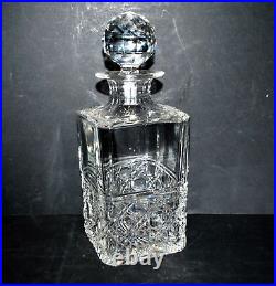 SAINT-LOUIS Carafe à whisky Diamant Pierreries en cristal taillé signé 25cm SAINT-LOUIS Carafe à whisky Diamant Pierreries en cristal taillé signé 25cm