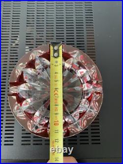 SAINT LOUIS Cendrier Ciselé Cristal Rouge Et Blanc diam. 15cm Made In France