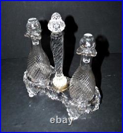 SAINT-LOUIS Huilier Vinaigrier en cristal moulé bambou torse signé 1900 SAINT-LOUIS Huilier Vinaigrier en cristal moulé bambou torse signé 1900