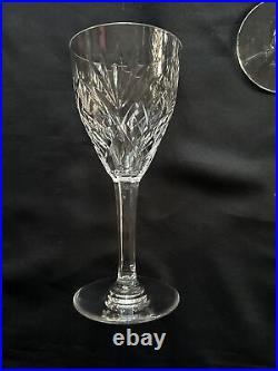 SAINT LOUIS Modèle CHANTILLY 5 Grands Verres à Vin Cristal 17,5 cm Signés 1960