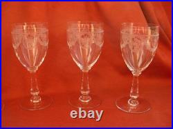 SAINT LOUIS, SAPHO, SERIE DE 5 VERRES A EAU EN CRISTAL GRAVE, FIN XIX-DEBUT XXème