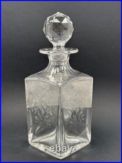 SAINT LOUIS Superbe Carafe en Cristal Gravé et Taillé Whisky