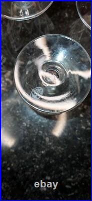 SAINT LOUIS modèle Astrid 5 verres ancien cristal taillé estampillés h 9,1cm SAINT LOUIS modèle Astrid 5 verres ancien cristal taillé estampillés h 9,1cm