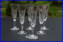 ST LOUIS CERDAGNE 6 Flûtes à Champagne en cristal taillé H 18,8cm ST LOUIS CERDAGNE 6 Flûtes à Champagne en cristal taillé H 18,8cm