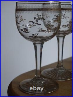 Saint Louis 4 Anciens Verres A Aperitif Cristal Gravure Duna Rehausser A L'or