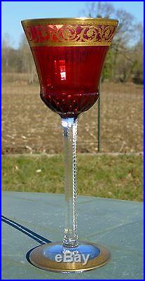 Saint Louis Beau verre à vin du Rhin en cristal doublé, modèle Thistle