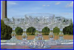 Saint Louis Service de 6 coupes à champagne en cristal taillé. Début Xxe s