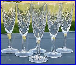 Saint Louis Service de 6 flûtes à champagne en cristal, modèle Chantilly