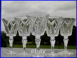 Saint Louis Service de 6 verres à bourgogne en cristal modèle Camargue H. 15,3