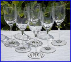Saint Louis Service de 6 verres à eau en cristal. Signés Haut. 20,5 cm