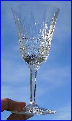 Saint Louis Service de 6 verres à eau en cristal taillé, modèle Tarn. H. 18 cm
