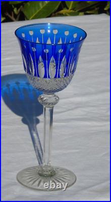 Saint Louis Verre en cristal doublé modèle Tommy Couleur bleu H 20 cm