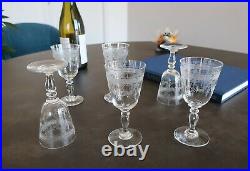Saint Louis cristal, service Papin. 16 verres à vin rouge/blanc. H12,4cm