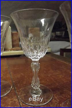 Saint Louis série de 6 verres à pied en cristal modèle Stella très bon état sign