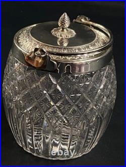 Seau à biscuits cristal taillé Baccarat Saint Louis monture métal argenté Empire Seau à biscuits cristal taillé Baccarat Saint Louis monture métal argenté Empire