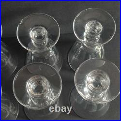 Série De 8 Verres À Vin Blanc Cristal De St Louis À Côtes Plates Modèle Caton Série De 8 Verres À Vin Blanc Cristal De St Louis À Côtes Plates Modèle Caton