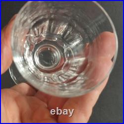 Série De 8 Verres À Vin Blanc Cristal De St Louis À Côtes Plates Modèle Caton