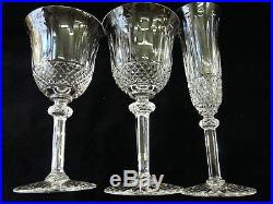 Série de 11 flutes champagne cristal taillé Saint-Louis modèle Tommy 20,4cm