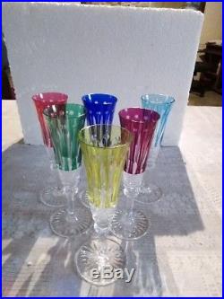 Série de 6 flûtes à champagne en cristal de St Louis modèle Tommy colorées
