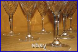 Série de 6 verres à vin /eau cristal de Saint-Louis modèle Chantilly estampillés