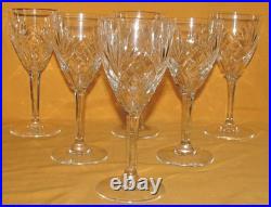 Série de 6 verres à vin /eau cristal de Saint-Louis modèle Chantilly estampillés