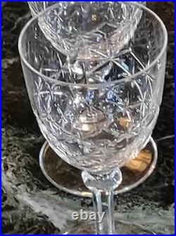 Série de 7 verres en cristal taillé St Louis hauteur 12cmdiamètre 5,6