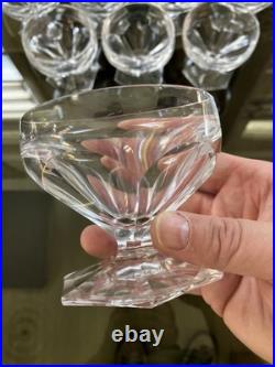 Série de 8 Coupes Champagne Cristal Saint Louis Modèle Béarn Série de 8 Coupes Champagne Cristal Saint Louis Modèle Béarn