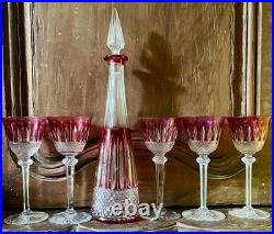 Service Saint-Louis modèle Tommy Carafe et ses 5 verres cristal doublé rubis