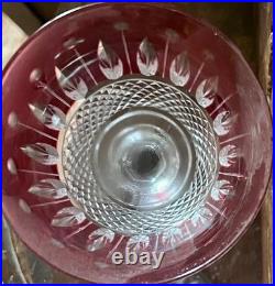 Service Saint-Louis modèle Tommy Carafe et ses 5 verres cristal doublé rubis