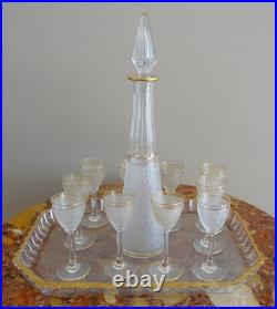 Service à liqueur cristal de Saint Louis modèle givré doré