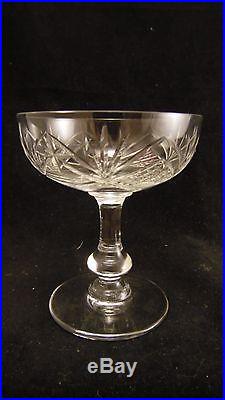 Service de 10 coupes à champagne en cristal de St Saint Louis Bizet / Massenet