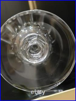 Service de 36 verres en cristal Saint-Louis modèle Guernesey signé