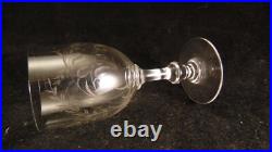Service de 5 verres à vin cristal Saint Louis service Metz gravure 3216 Muguet
