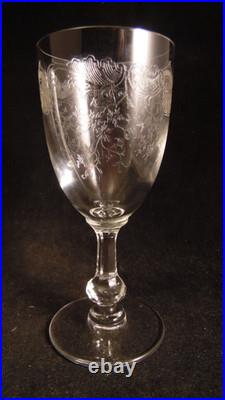 Service de 5 verres a vin rouge en cristal de Saint Louis modèle Cleo