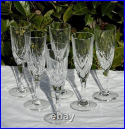 Service de 6 flûtes à champagne en cristal de Saint Louis modèle Monaco Signées