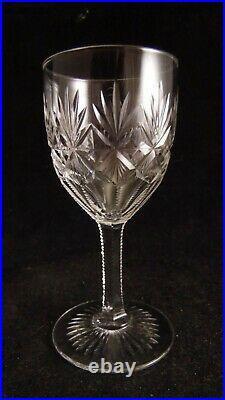 Service de 6 verres à vin blanc en cristal de Saint Louis modèle Florence 12.6