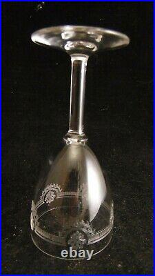 Service de 6 verres à vin blanc en cristal de St Saint Louis modèle Manon