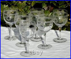 Service de 6 verres à vin en cristal de Saint Louis modèle Madrid Haut. 13,3 cm