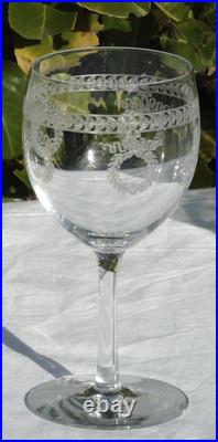 Service de 6 verres à vin en cristal de Saint Louis modèle Madrid Haut. 13,3 cm