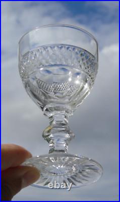Service de 6 verres en cristal de Saint Louis modèle Trianon Haut. 9,8 cm signés