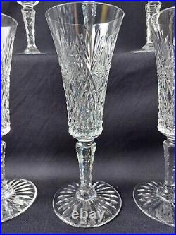 Service de 6 verres flutes à Champagne en cristal de St Louis modèle Musset